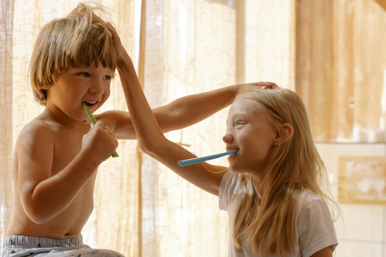 enfants brosser dents